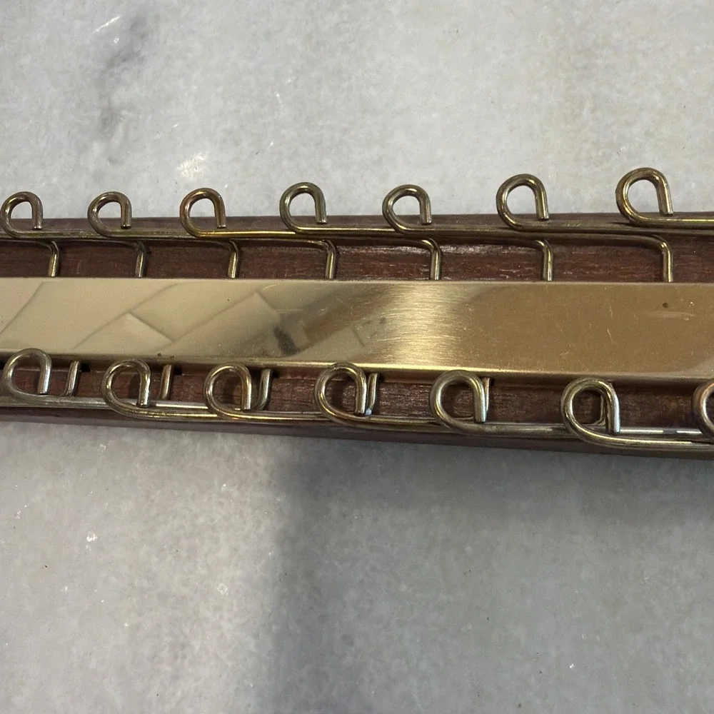 Vintage Tie/Belt Rack Organizer Wall Mount Closet Rod‎ 36 hook Wood/Brass GWB001
